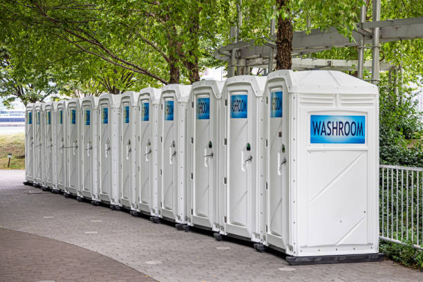 Best High-end porta potty rental  in Brewster, OH